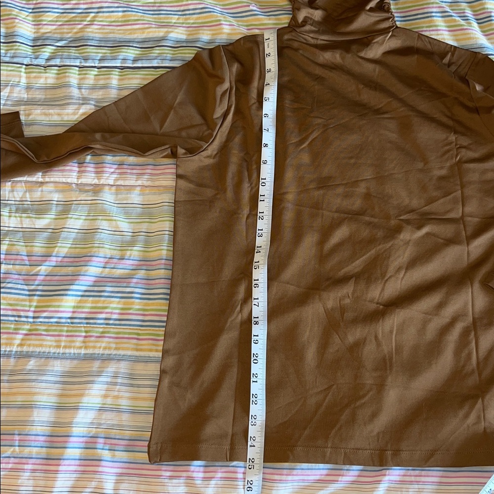 Susan Graver Liquid Knit Tan Mock Turtleneck Top M NWOT - Picture 7 of 8